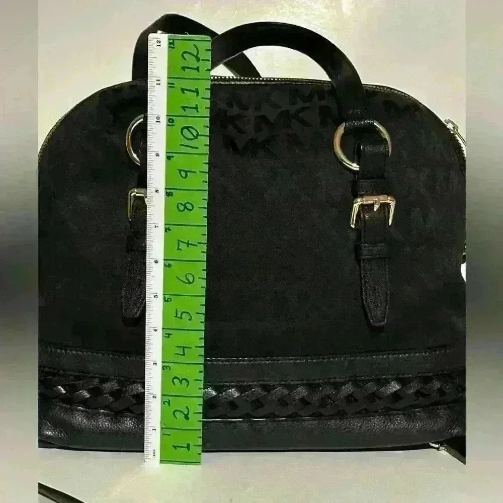 A Mickael Kors black Gladstone satchel with gold tone hardware. - Picture 6 of 14